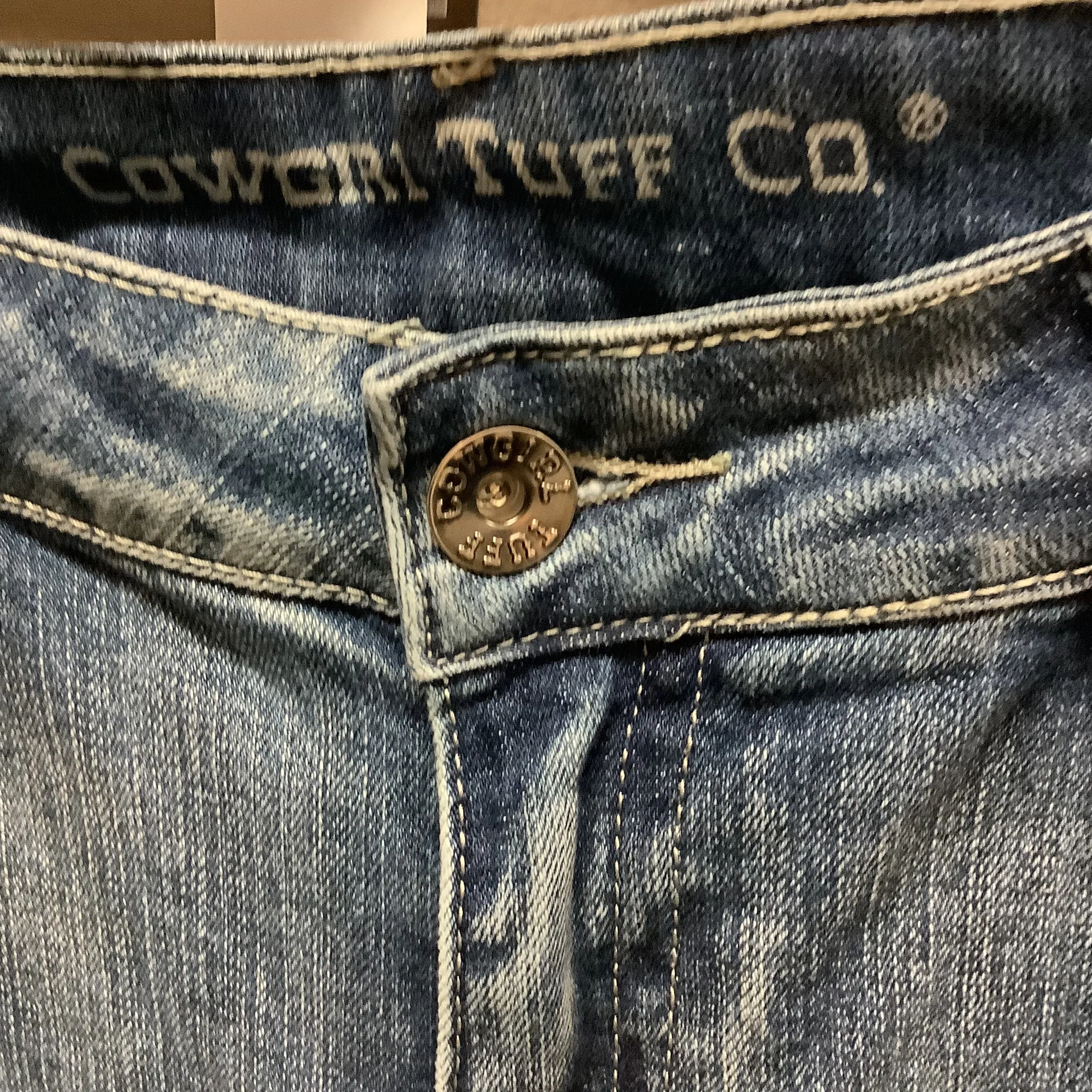 Cowgirl Tuff Co. Women's Jeans Blue Size: 16