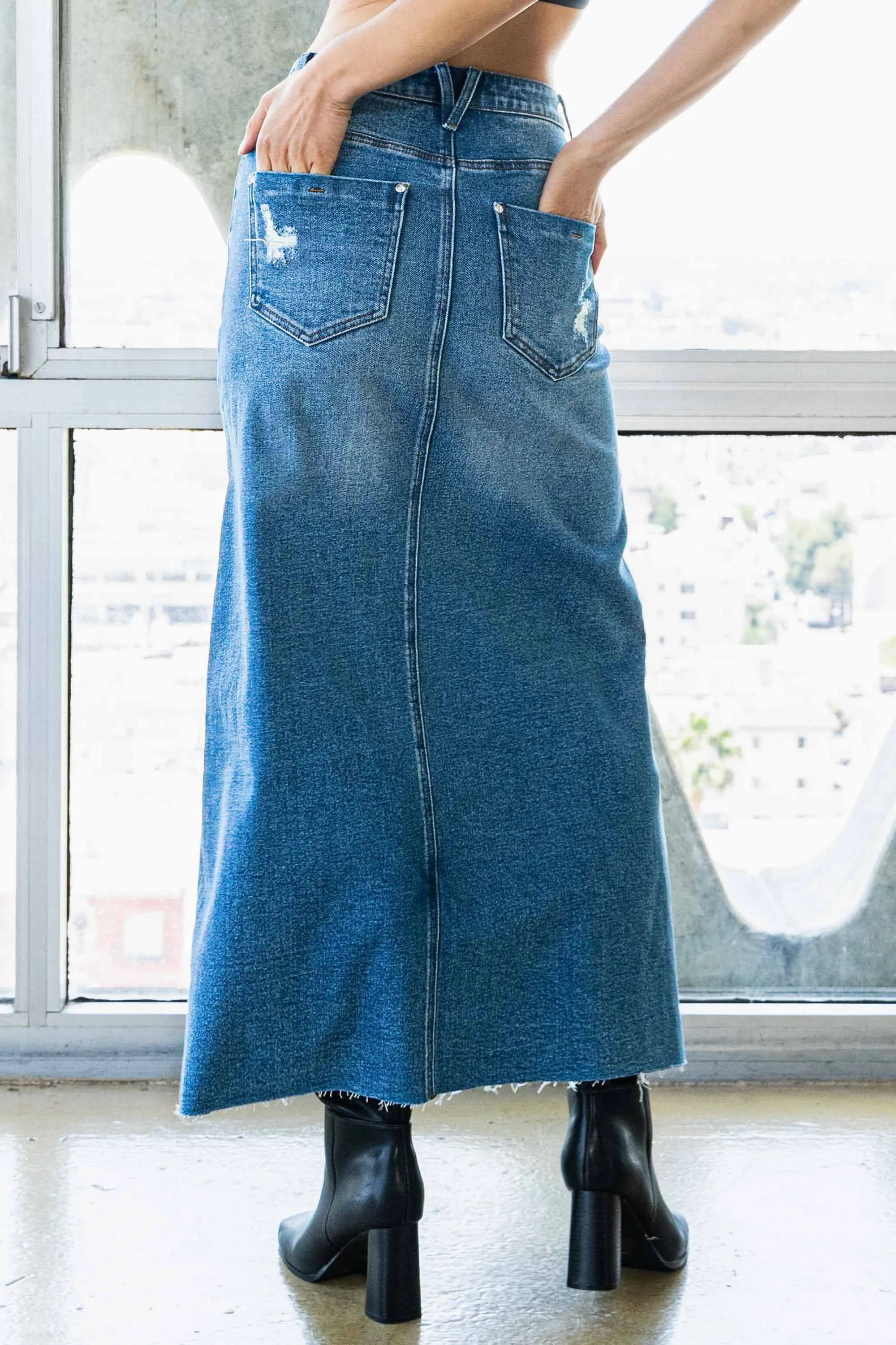 Essential Denim Crossed Waist Column Skirt