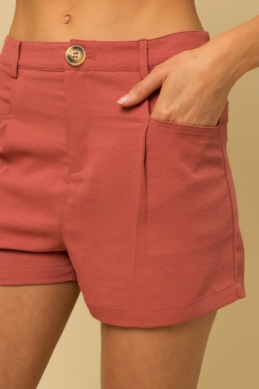 FRONT PLEATED SHORT