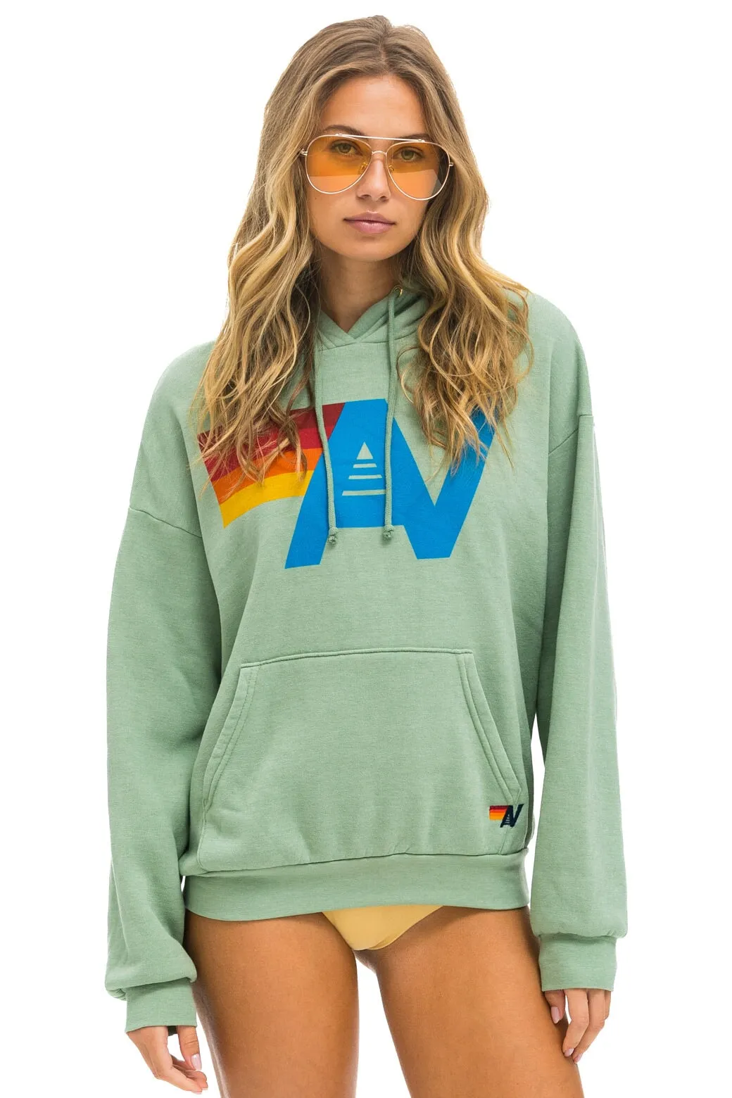 LOGO PULLOVER RELAXED HOODIE - SAGE