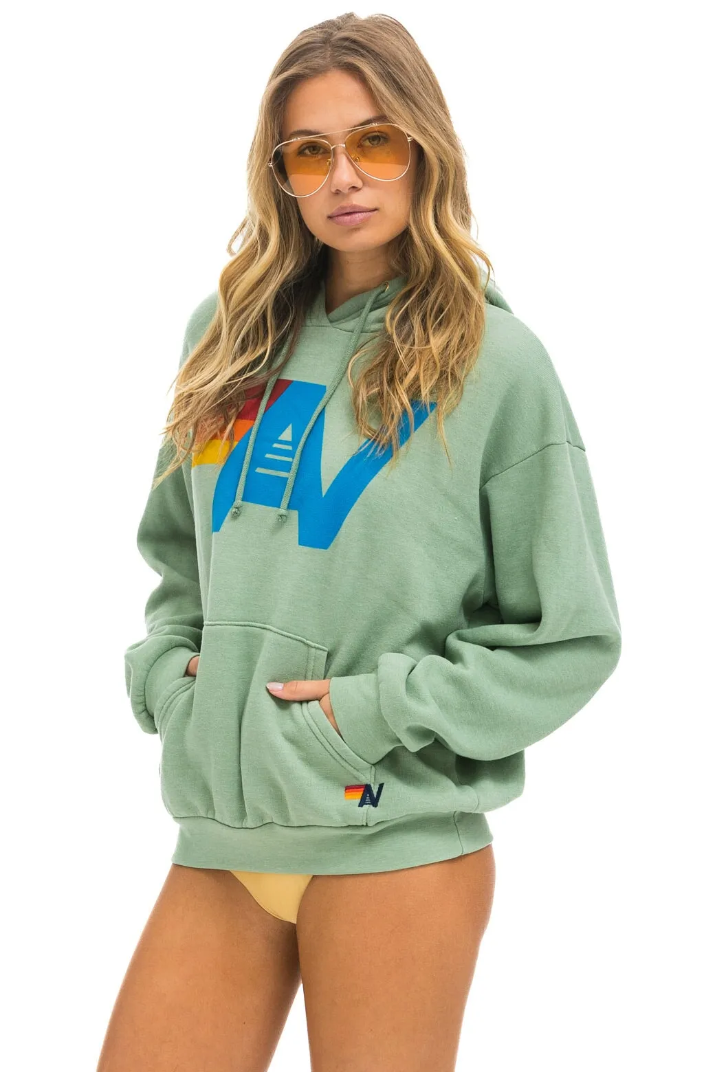 LOGO PULLOVER RELAXED HOODIE - SAGE