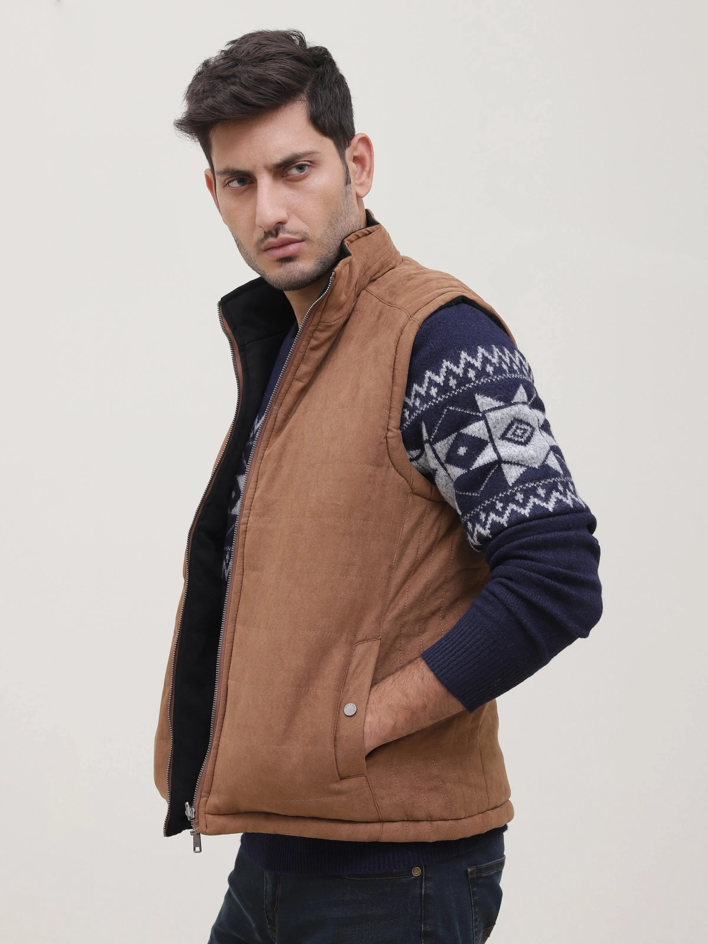 SLEEVELESS REVERSIBLE JACKET BROWN BLACK